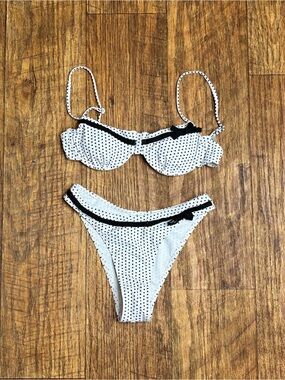 Girl's Pola Dot Bikini